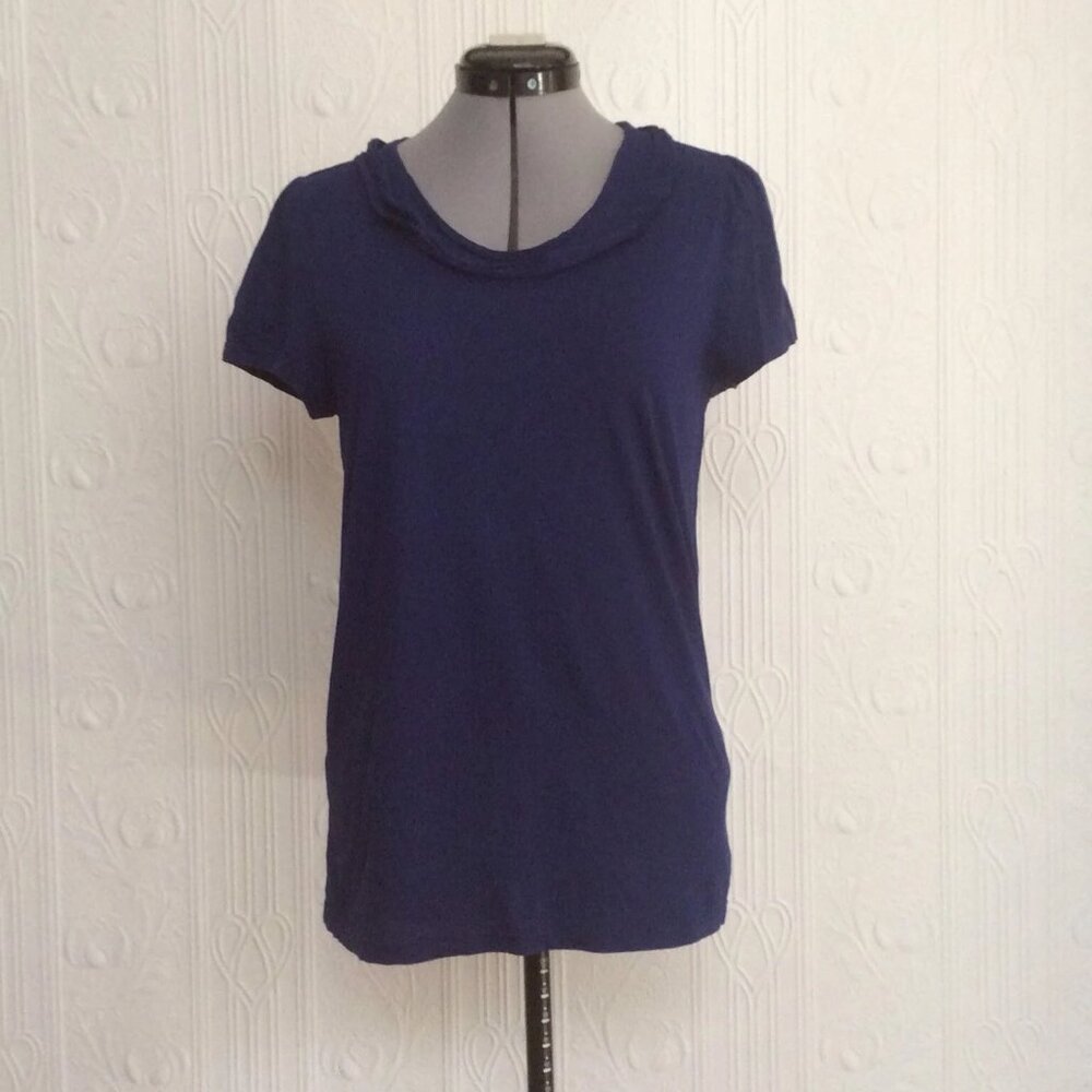 Vintage Marc Jacobs t-shirt with interesting collar